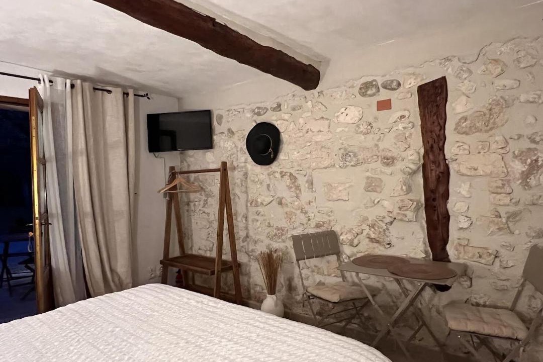 Photo of Bedroom in Plan-d'Orgon