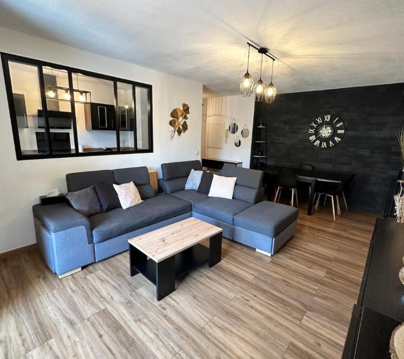 Photo of Livingroom in Grand Sud