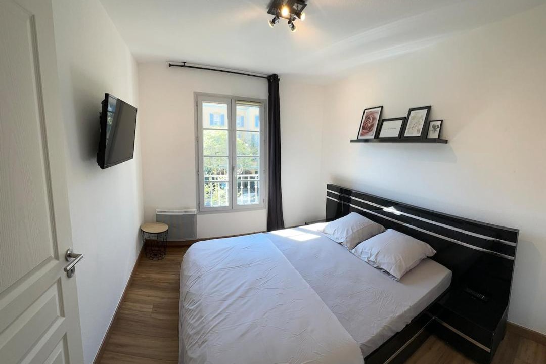 Photo of Bedroom in Grand Sud
