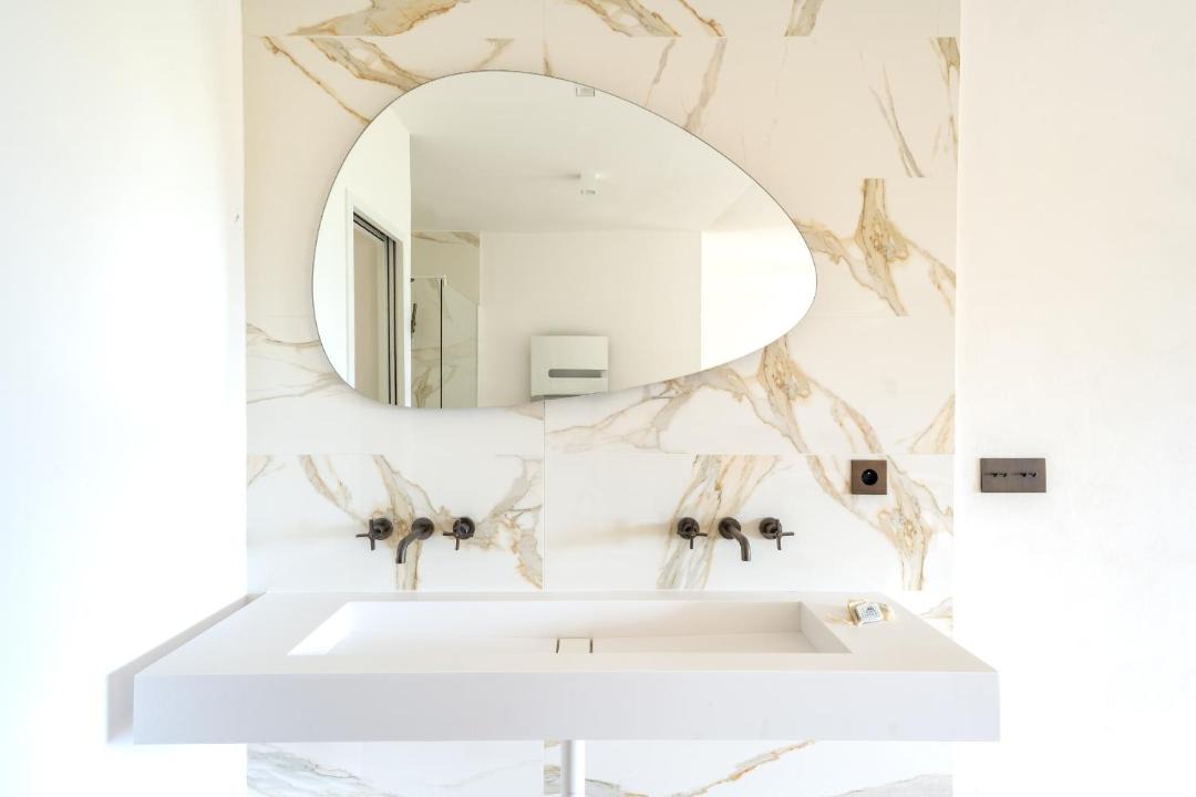 Photo of Bathroom in Murs