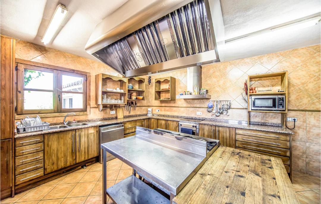 Photo of Kitchen in Les Coves de Vinroma