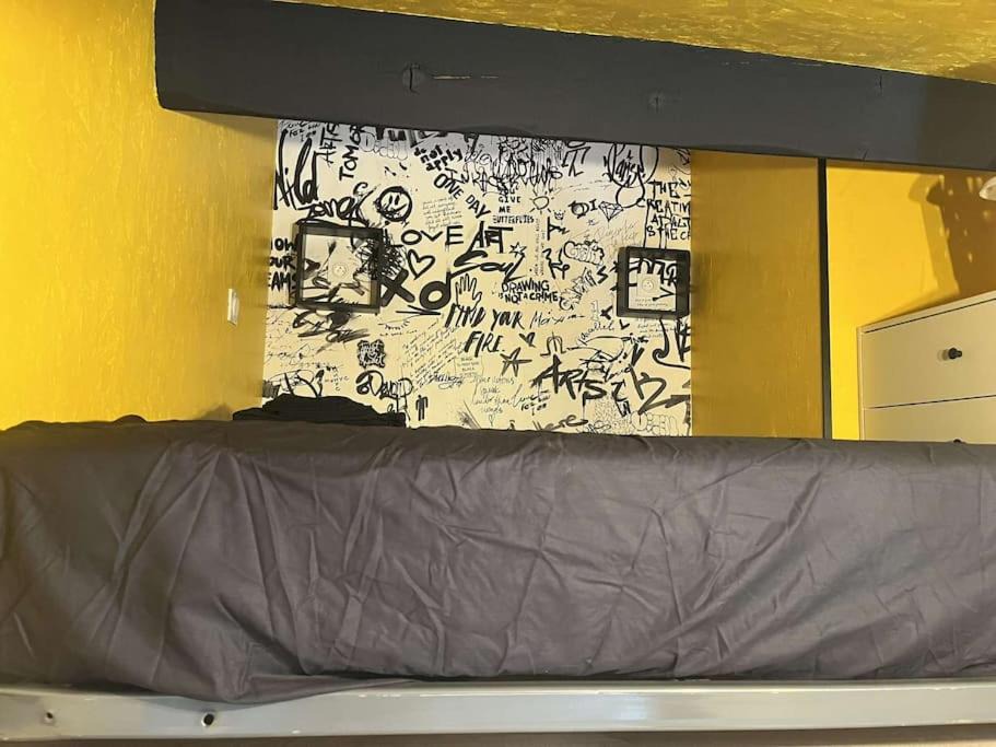 Photo of Bedroom in Villeneuve-les-Avignon