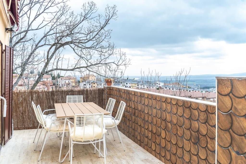 Photo of Patio Balcony in Miraflores de la Sierra