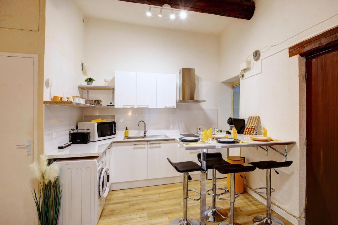 Photo of Kitchen in Quartier Administrations