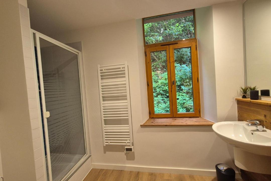 Photo of Bathroom in Seez