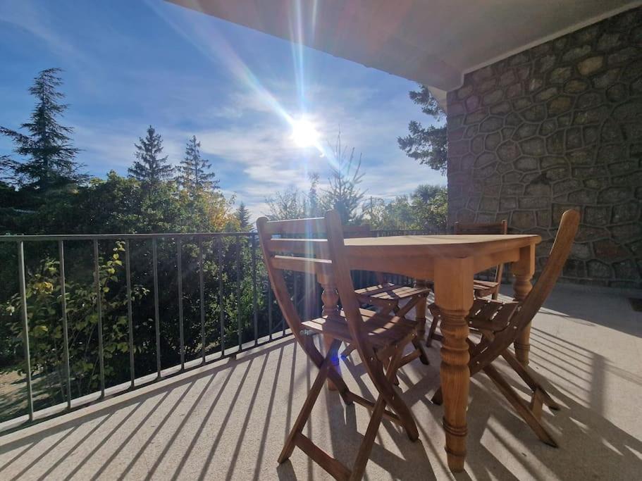 Photo of Patio Balcony in Navalperal de Pinares