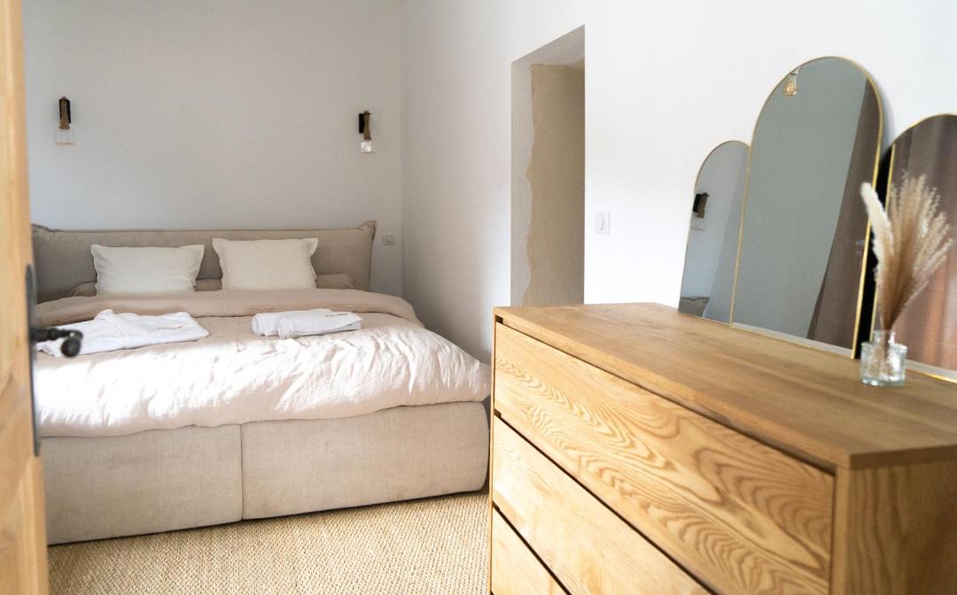 Photo of Bedroom in Montbazin