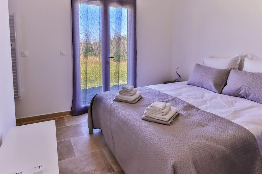 Photo of Bedroom in Saint-Etienne-du-Gres