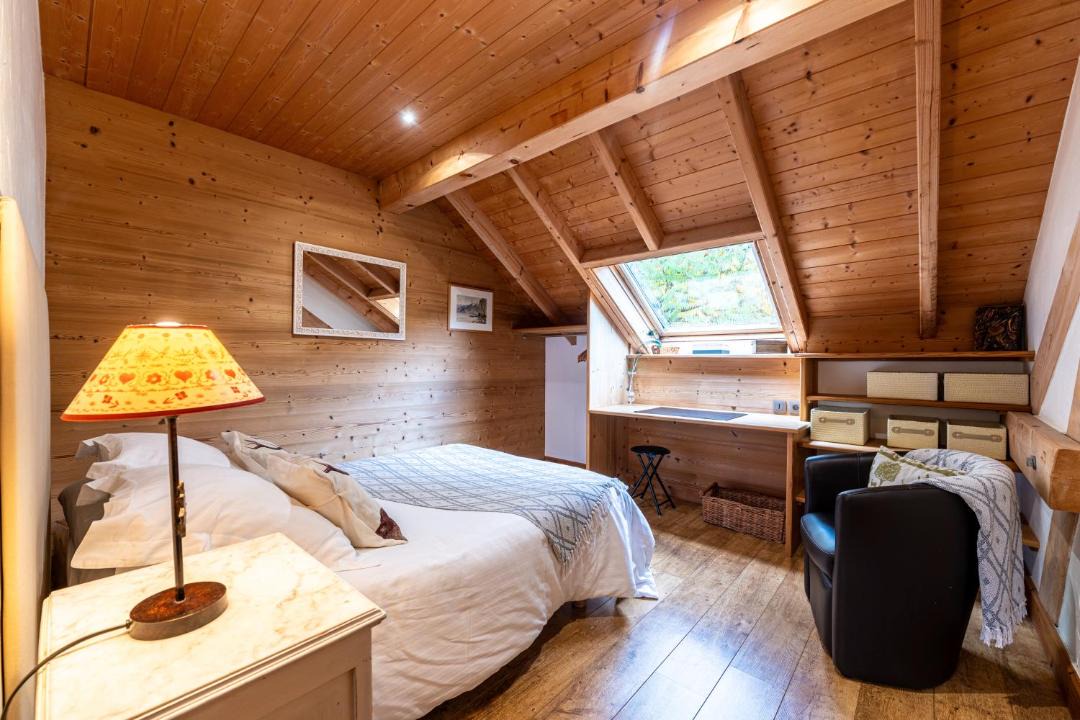 Photo of Bedroom in Les Clefs