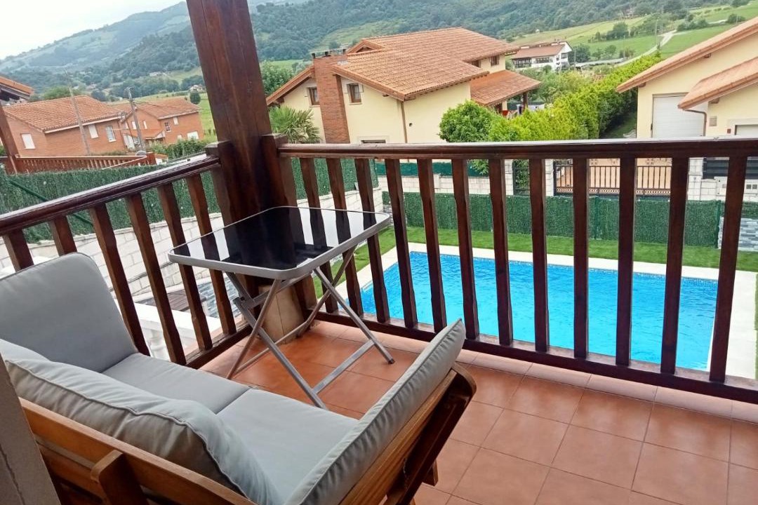 Photo of Patio Balcony in Rasines
