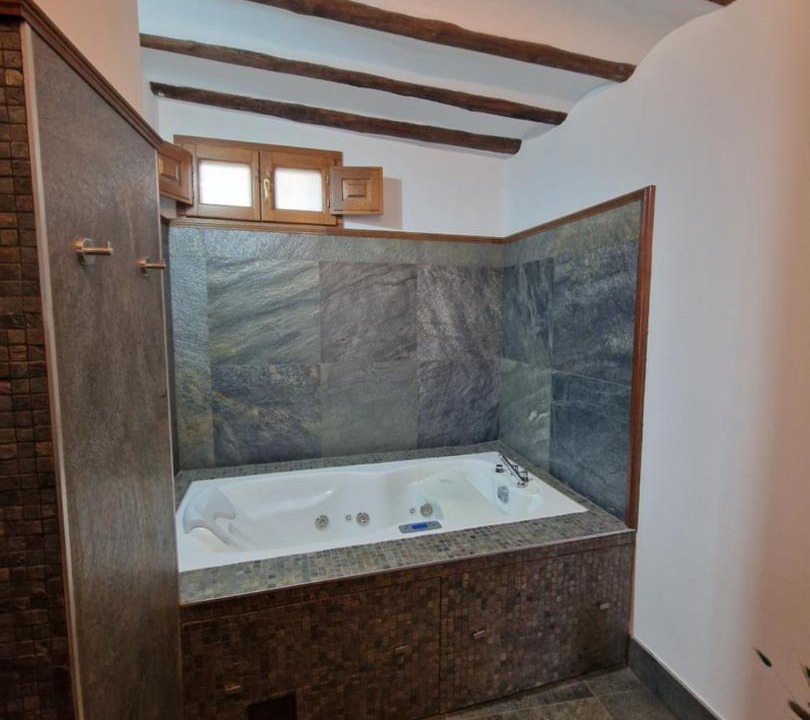 Photo of Bathroom in Villoslada de Cameros