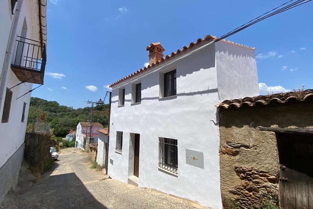 Photo of Buildings in Cortelazor