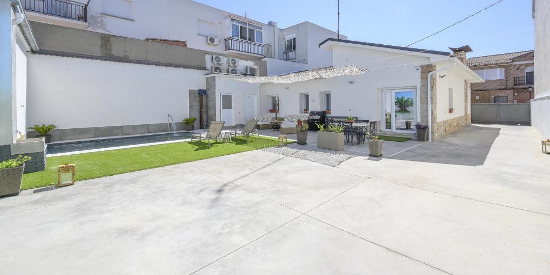 Photo of Patio Balcony in Santa Olalla