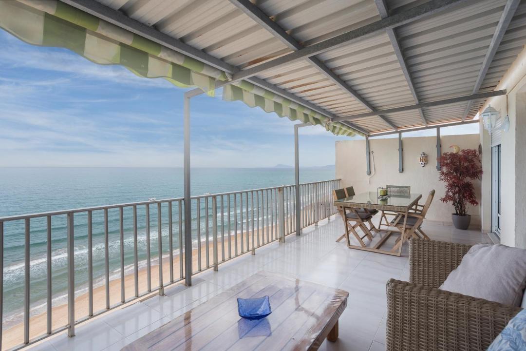 Photo of Patio Balcony in Tavernes de la Valldigna