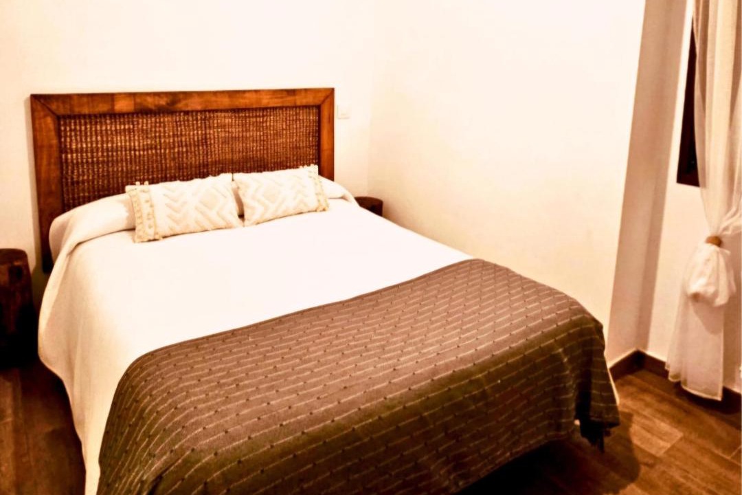 Photo of Bedroom in Alocen