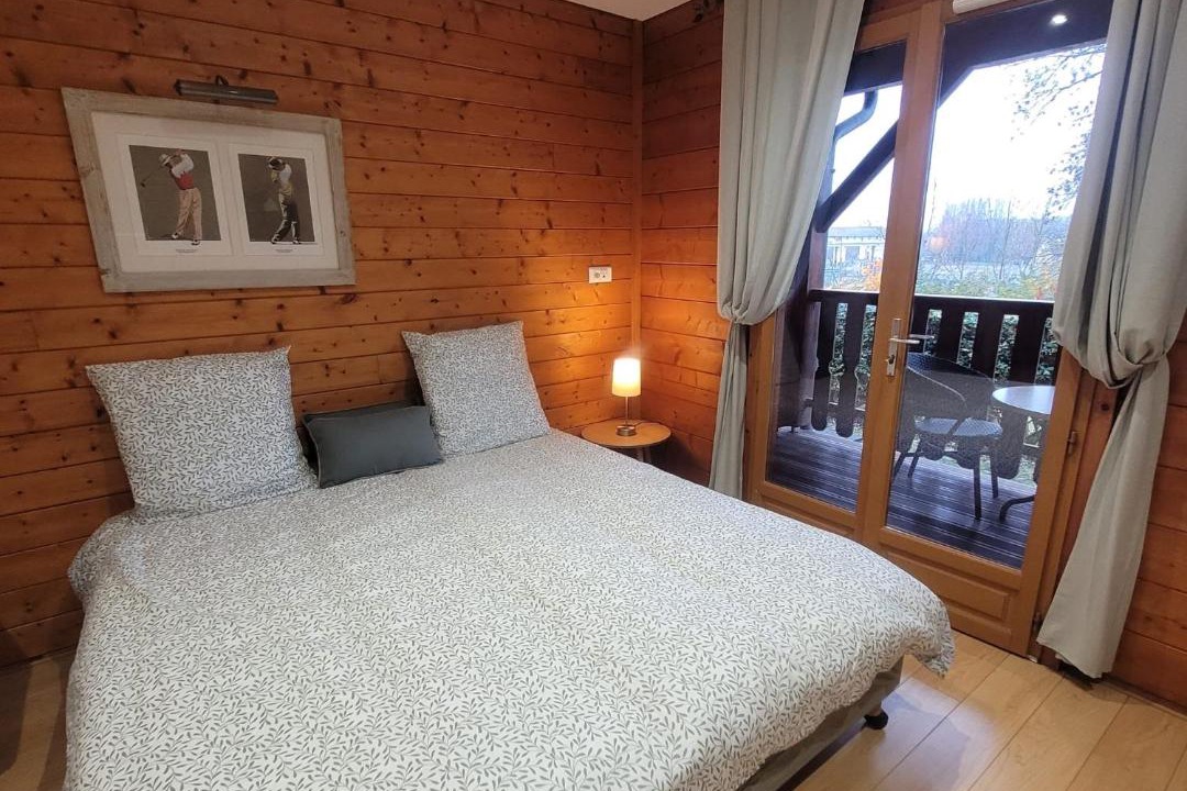 Photo of Bedroom in Jons