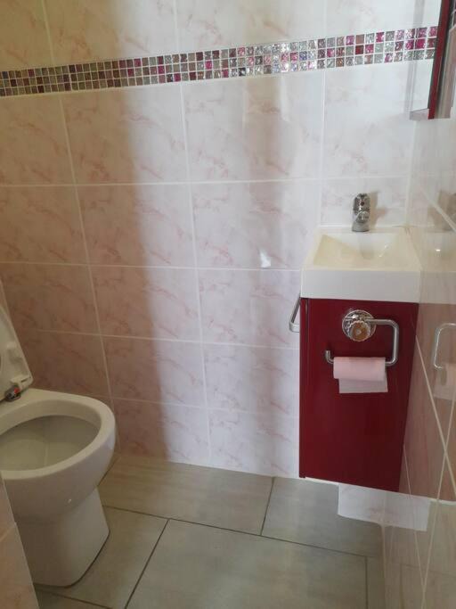 Photo of Bathroom in Lelex