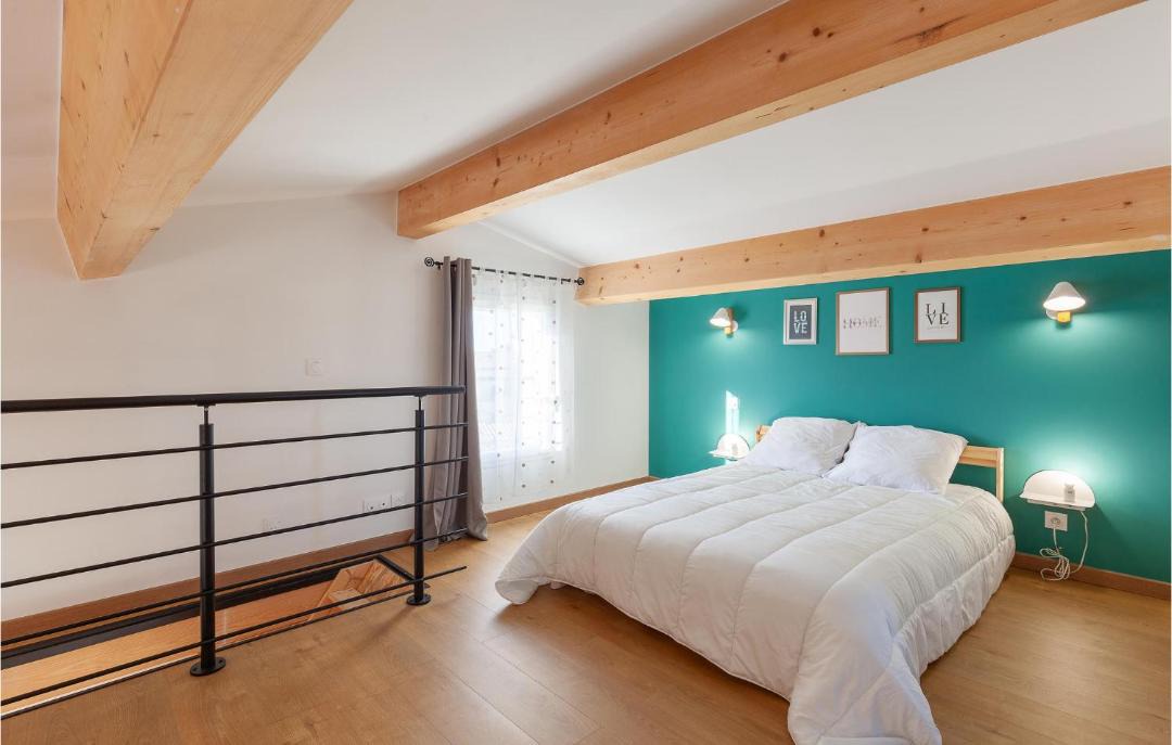 Photo of Bedroom in Eyragues