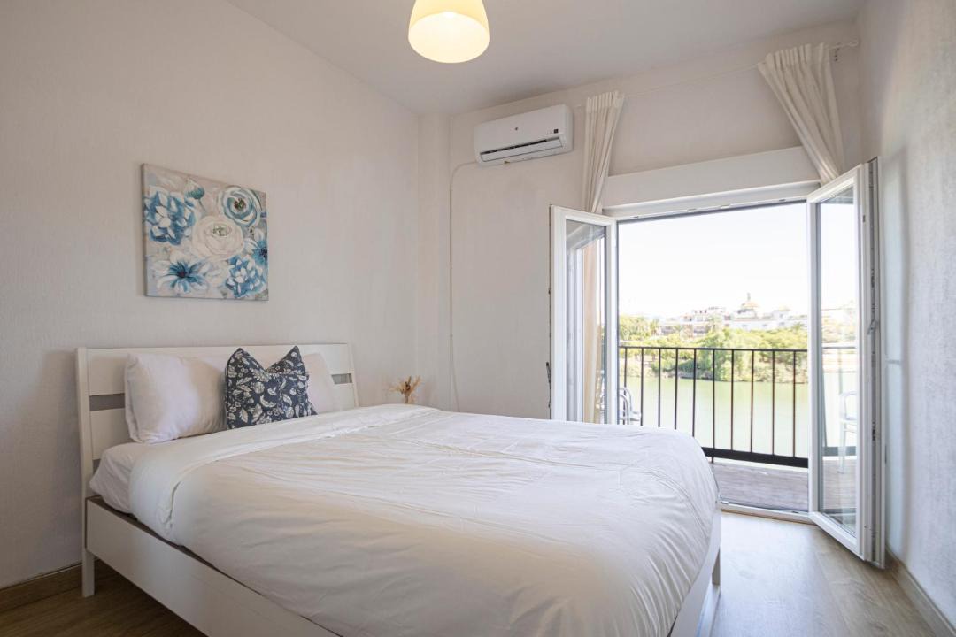 Photo of Bedroom in Triana