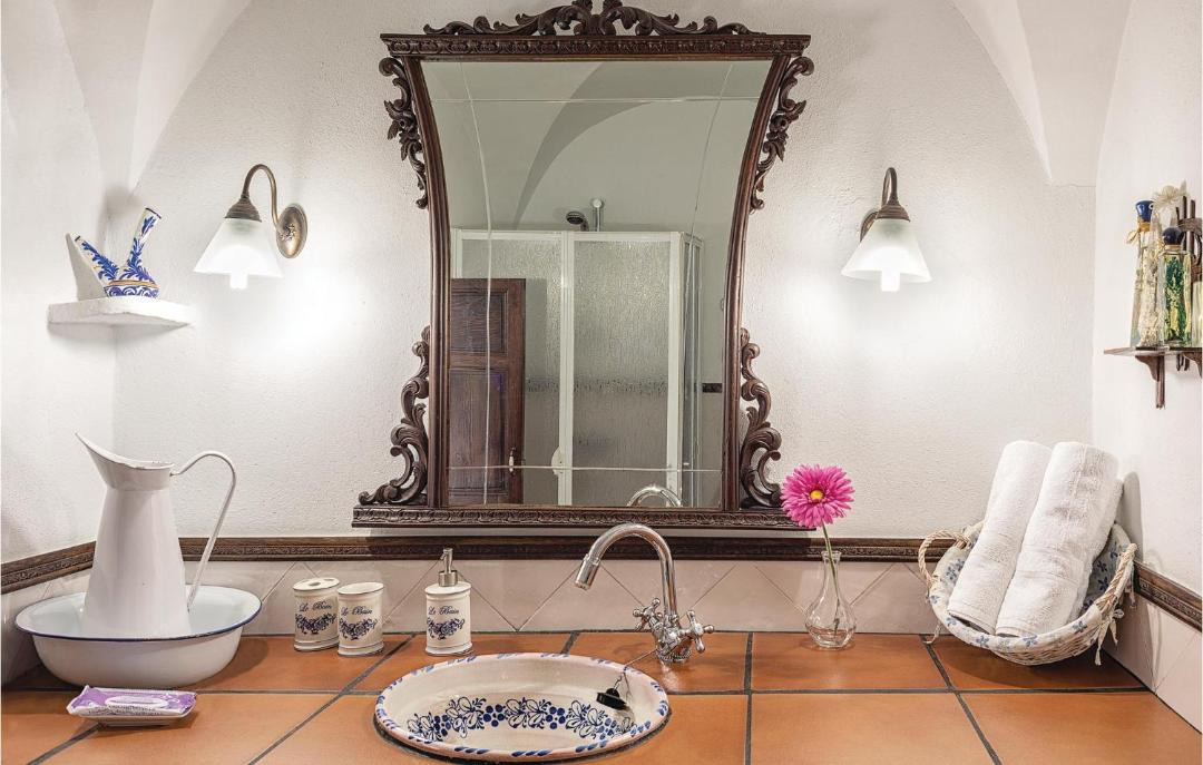 Photo of Bathroom in Anora