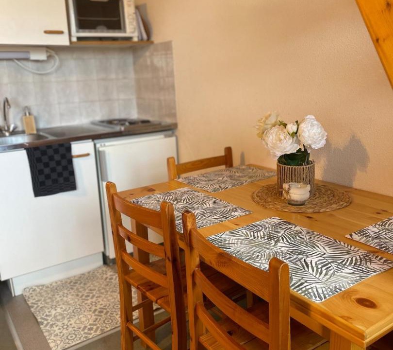 Photo of Kitchen in Premanon
