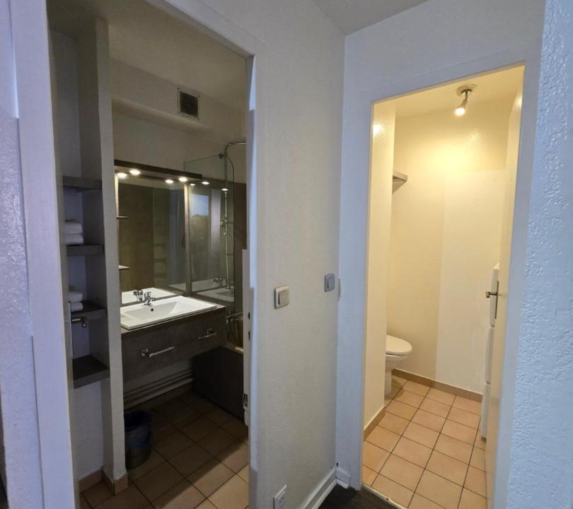 Photo of Bathroom in Gaillard