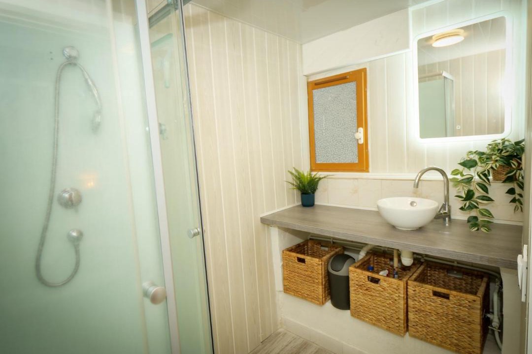 Photo of Bathroom in Port-de-Bouc