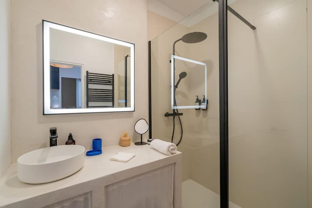 Photo of Bathroom in Opera