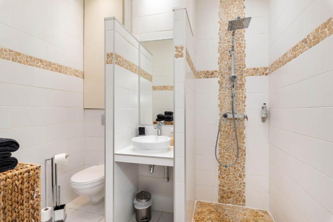 Photo of Bathroom in Les Cordeliers