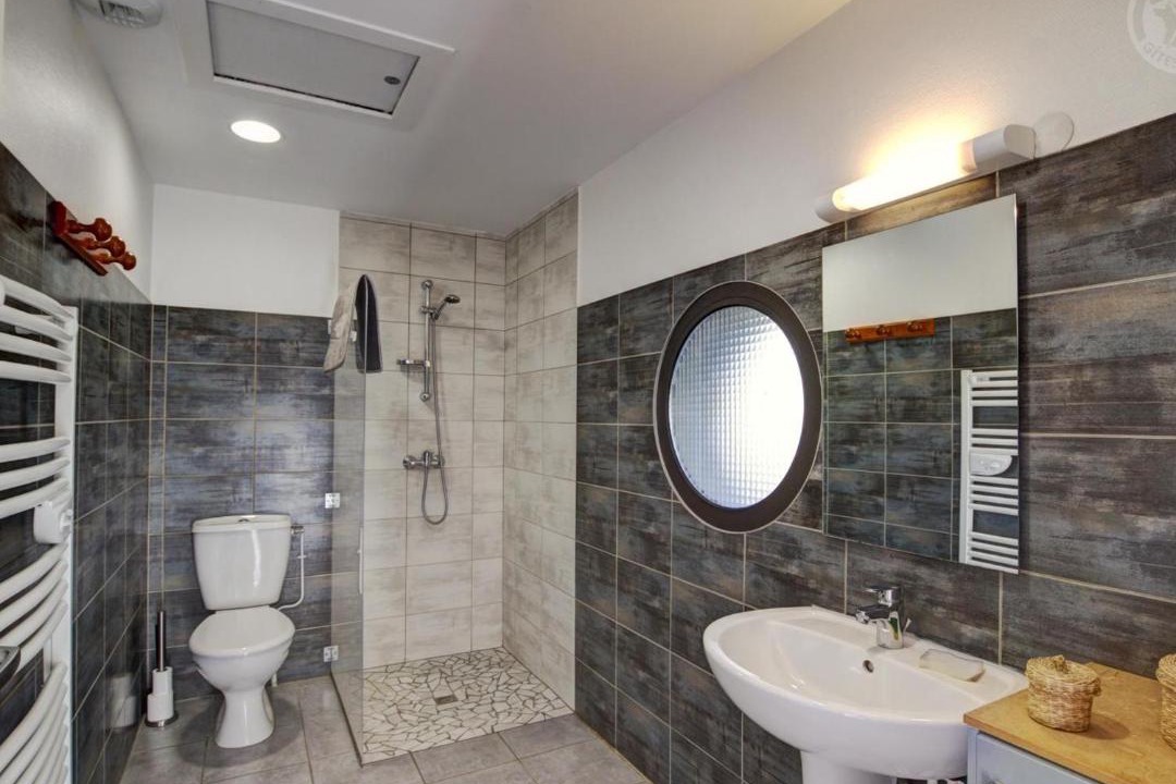 Photo of Bathroom in Veauchette