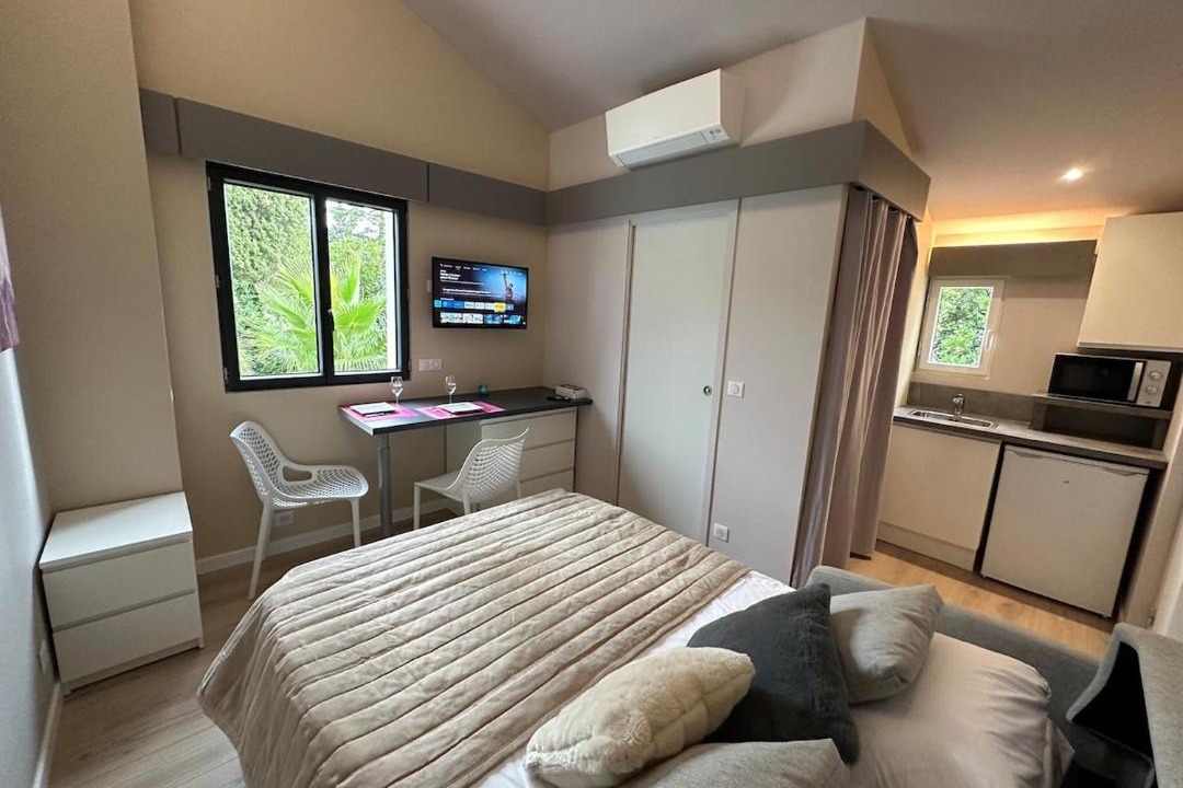 Photo of Bedroom in Milhaud
