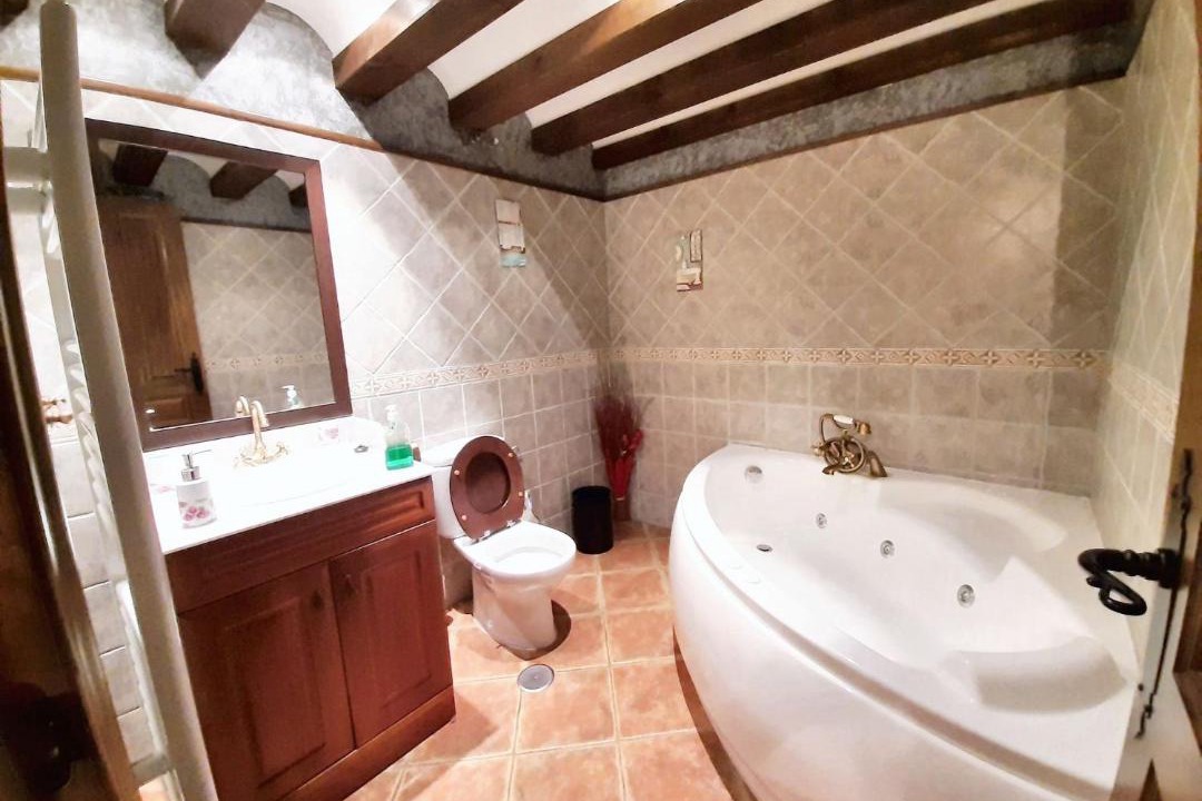 Photo of Bathroom in Hueva