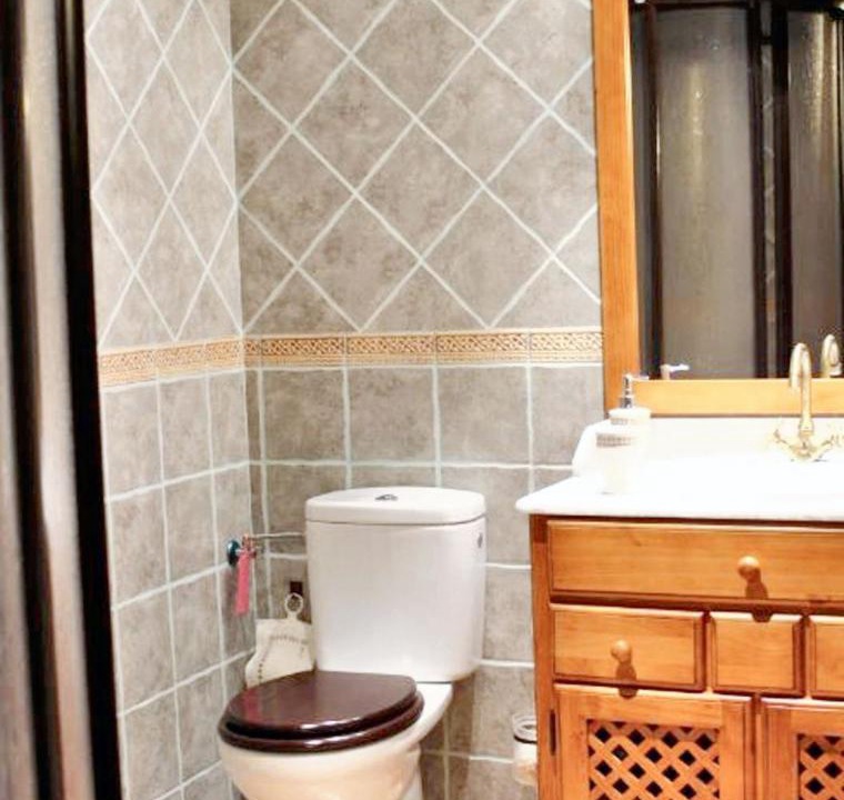 Photo of Bathroom in Hueva