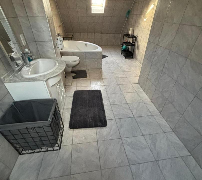 Photo of Bathroom in Diedenbergen