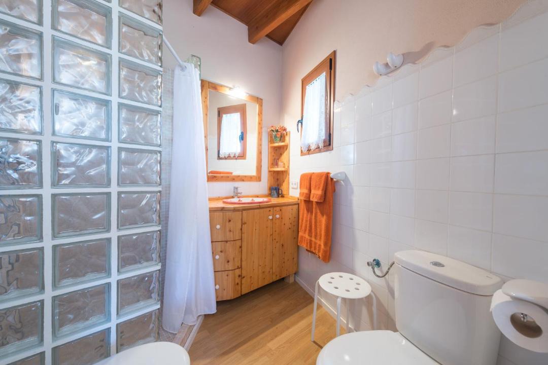 Photo of Bathroom in Muro