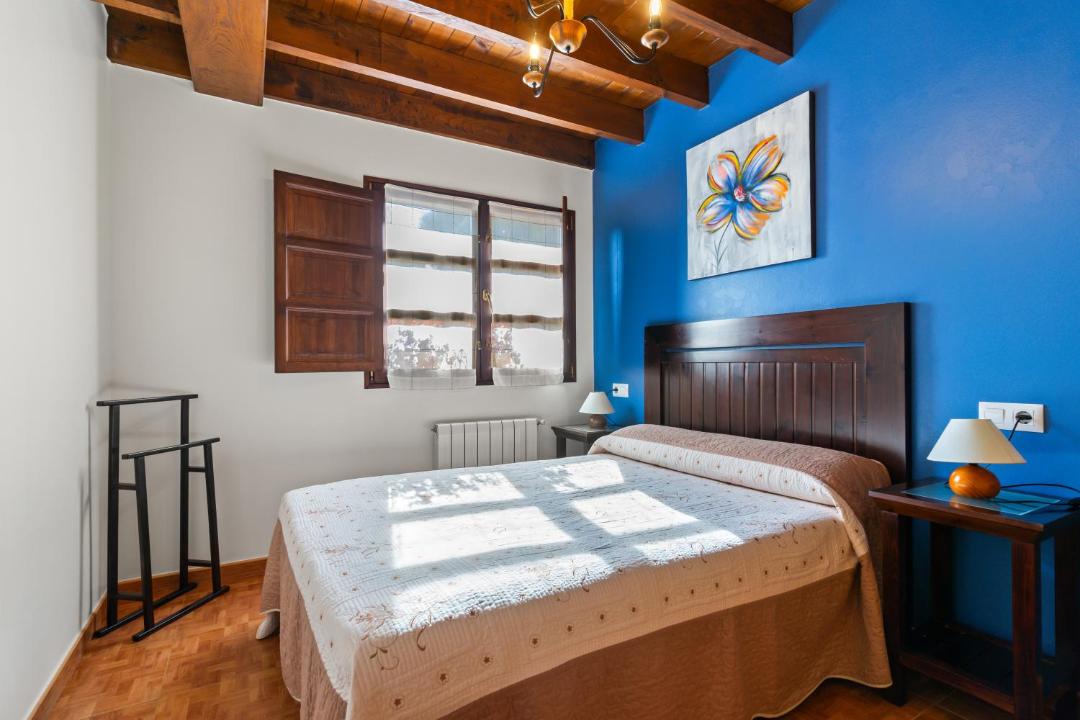 Photo of Bedroom in Llenin