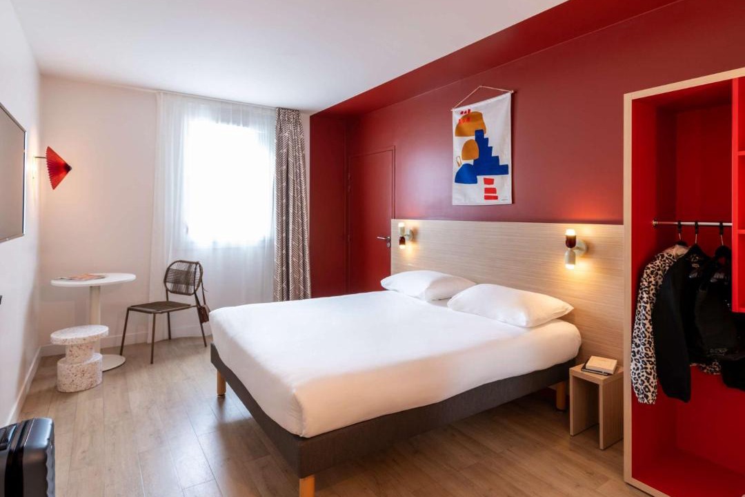 Photo of Bedroom in Prevessin-Moens