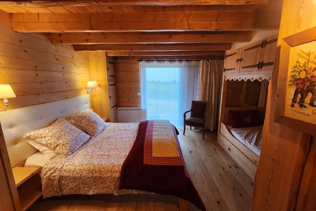 Photo of Bedroom in Saint-Lattier