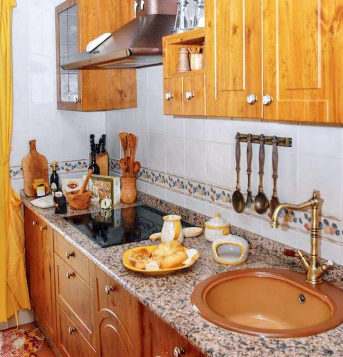 Photo of Kitchen in Narrillos de San Leonardo