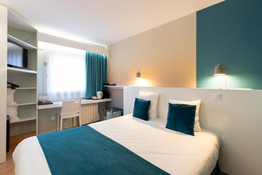 Photo of Bedroom in Oyonnax
