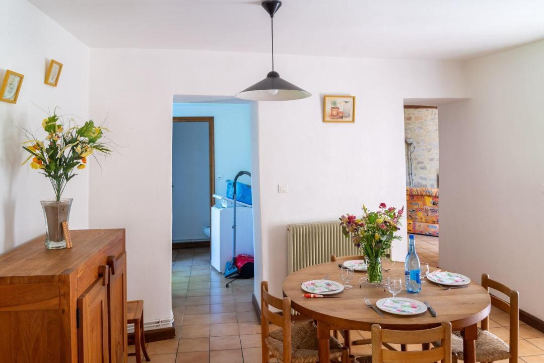 Photo of Kitchen in Saint-Georges-de-Levejac