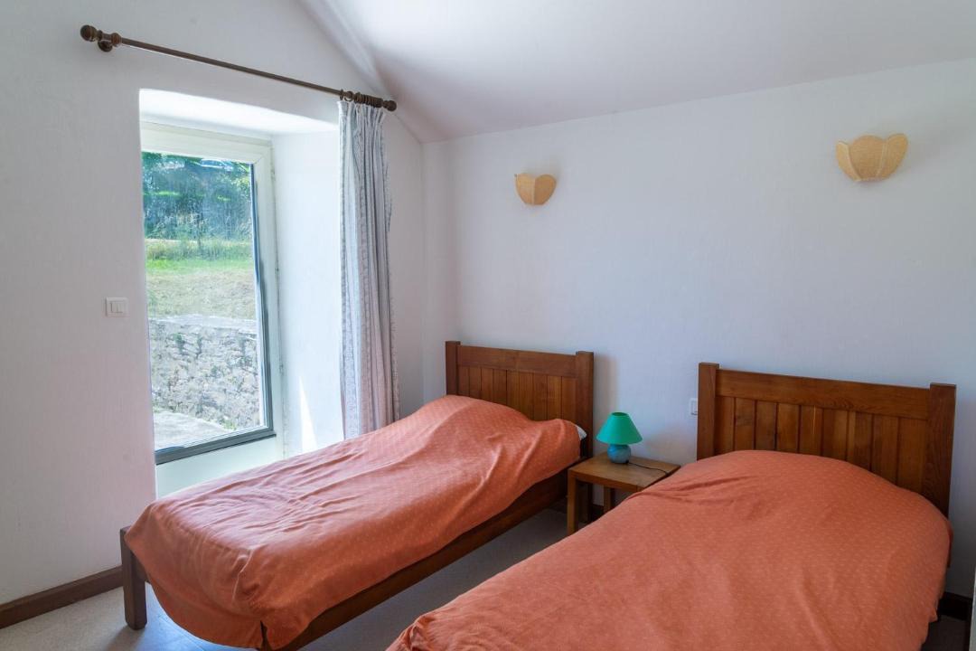 Photo of Bedroom in Saint-Georges-de-Levejac
