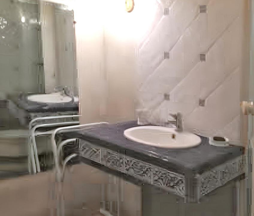 Photo of Bathroom in Saint-Julien-de-la-Nef