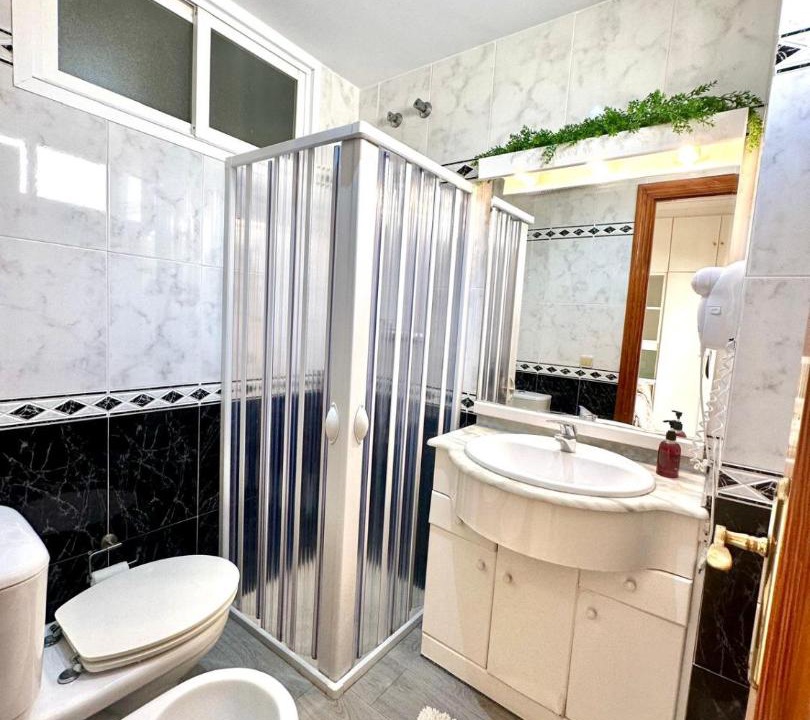 Photo of Bathroom in Calamonte