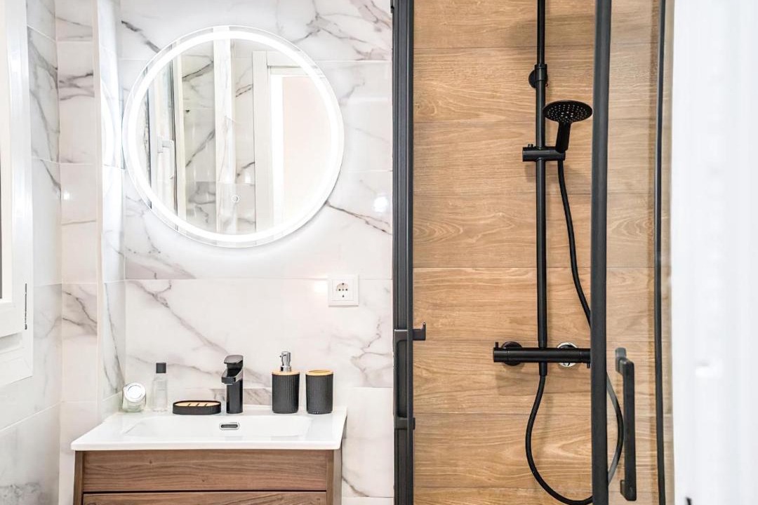 Photo of Bathroom in Logrono City Centre