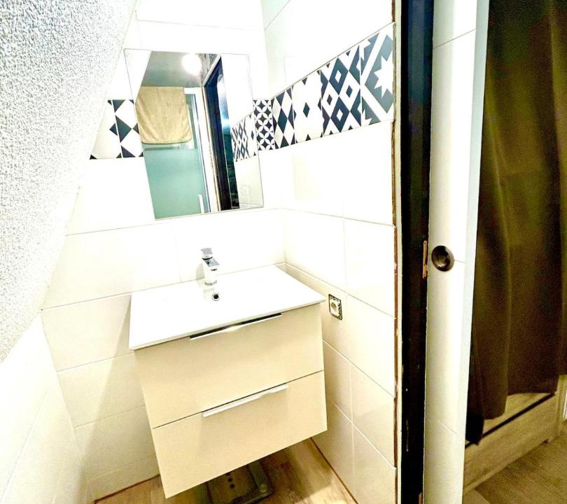 Photo of Bathroom in Bellegarde-sur-Valserine