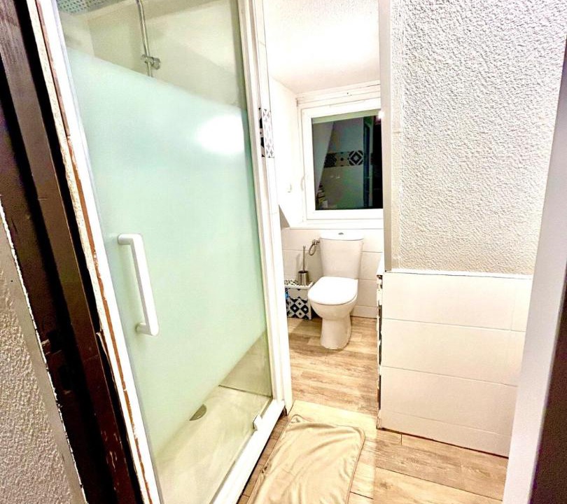 Photo of Bathroom in Bellegarde-sur-Valserine