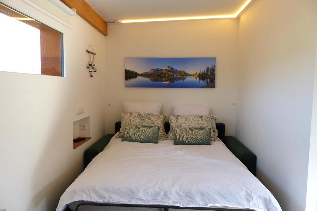 Photo of Bedroom in Excenevex