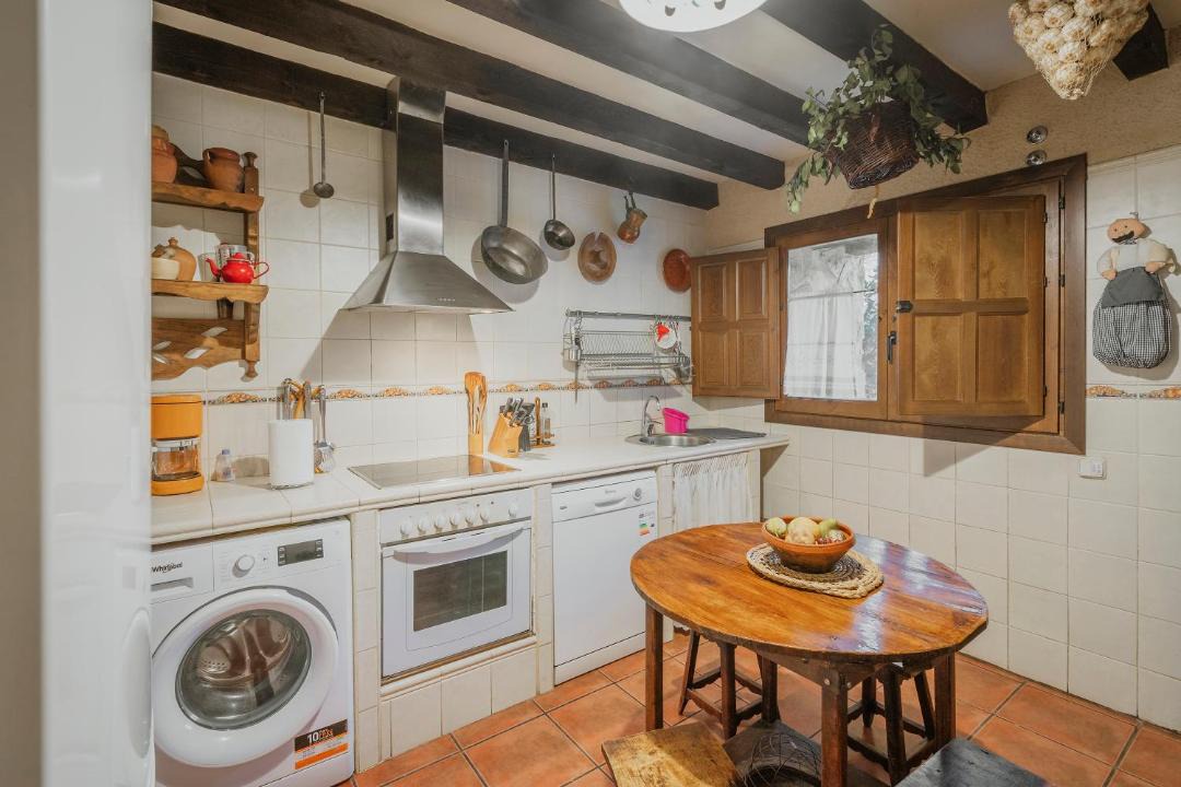 Photo of Kitchen in Turrubuelo