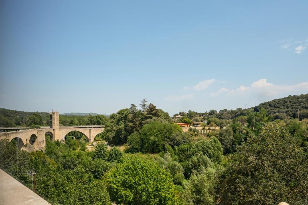 Photo of Others in Besalu